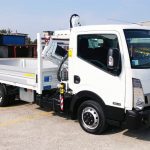 Nissan Cabstar con gru